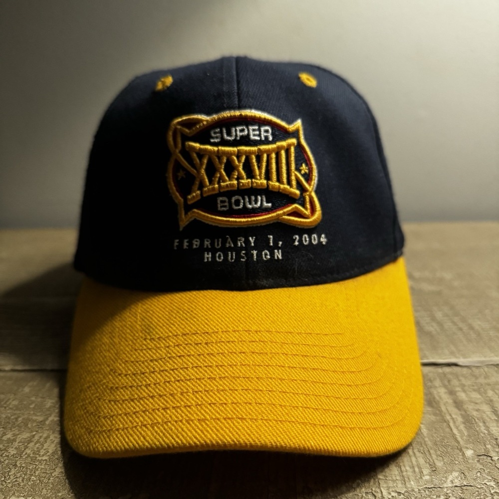 SUPERBOWL XXXVIII 38 Hat Cap Panthers New England Patriots Reebok Houston 2004